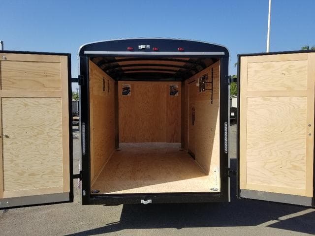 6 X 10 Interstate LoadRunner Enclosed Cargo Trailer - photo 6