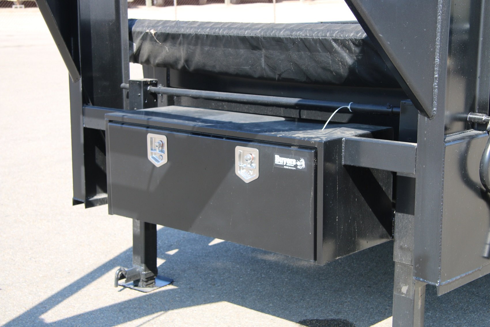 Gooseneck Tongue Box