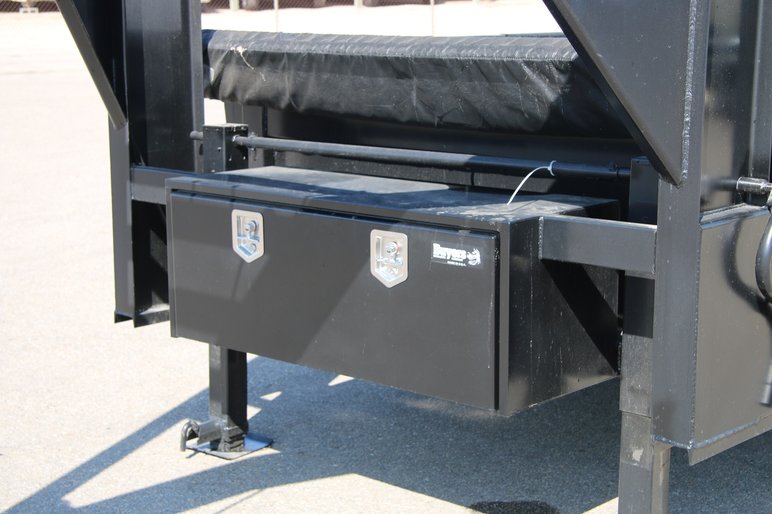 Gooseneck Tongue Box